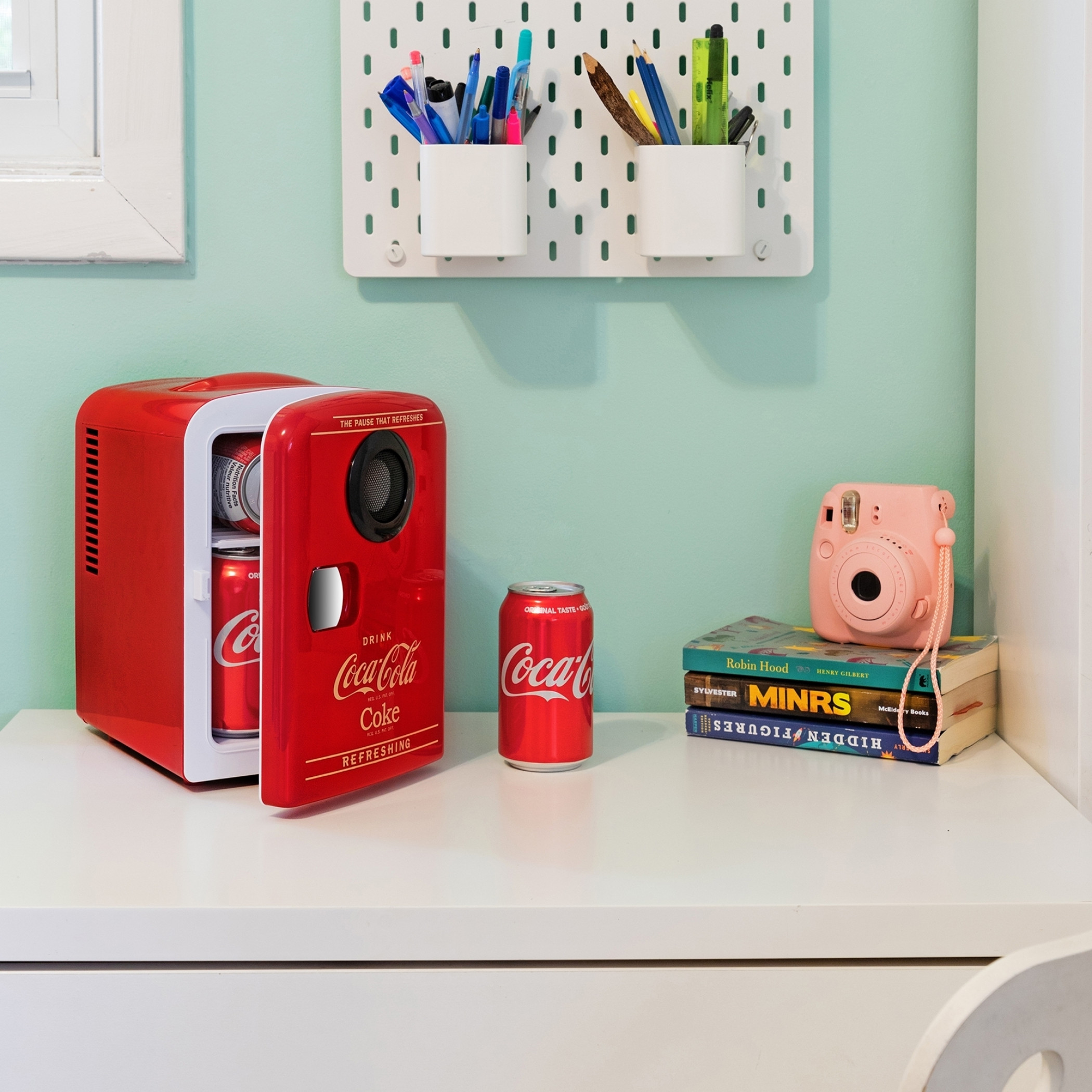 Coca-Cola's using Bluetooth to help you make personalized drinks