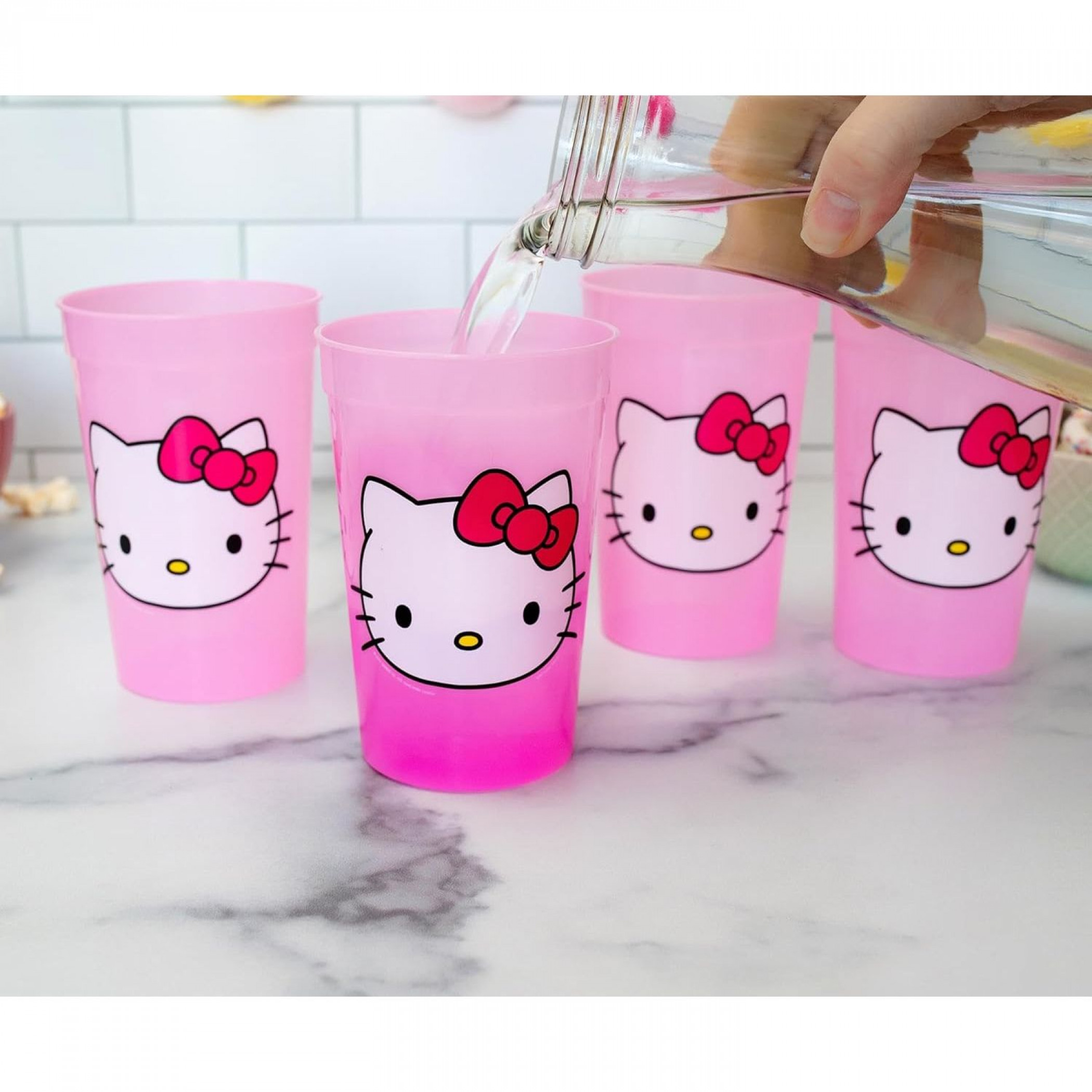 Hello Kitty Color Changing Cup 4-Pack