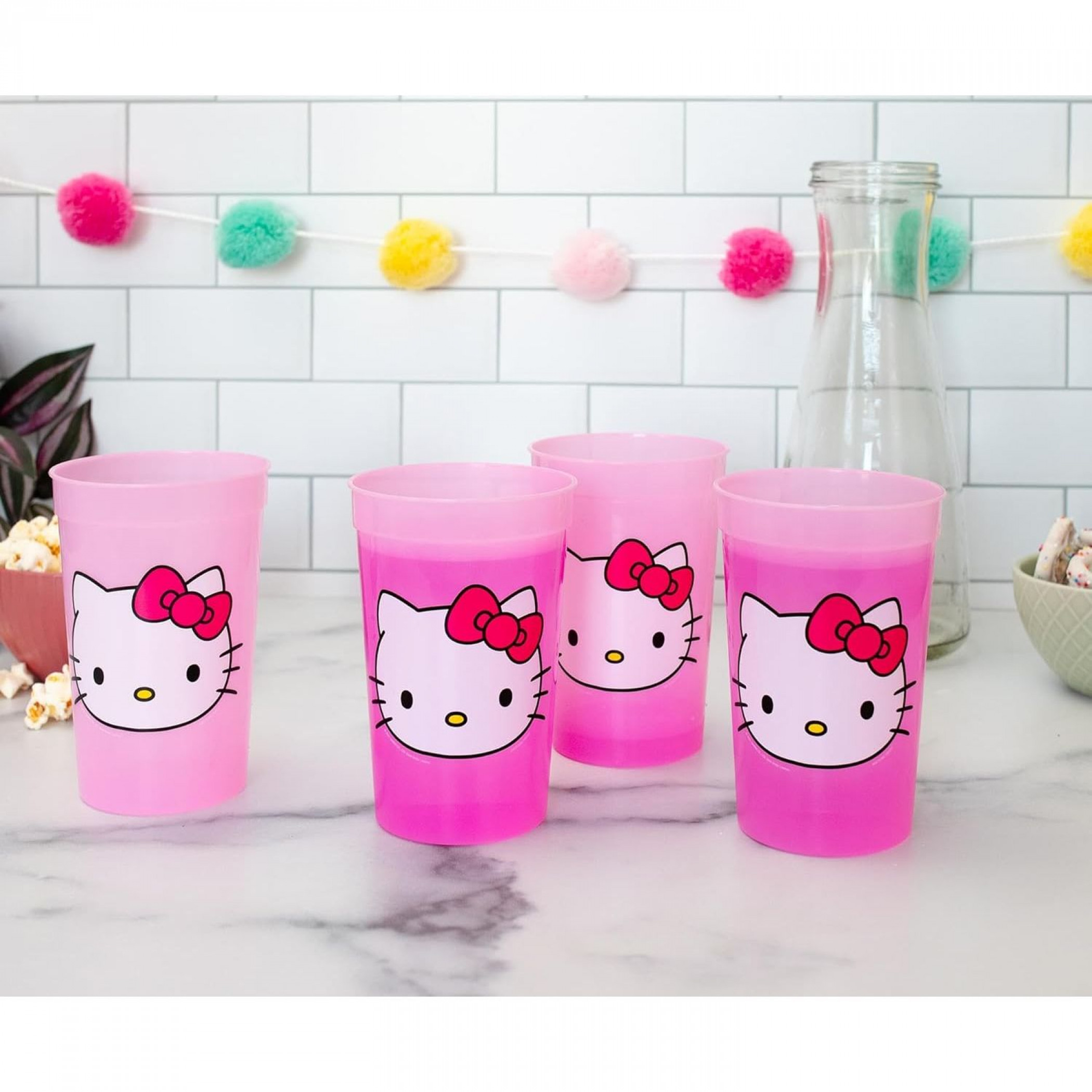 Hello Kitty Color Changing Cup 4-Pack