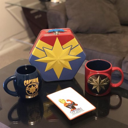 Captain Marvel Badge Shaped Tin Tote