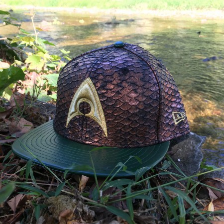 Batman Vs Superman- Aquaman Symbol New Era 59Fifty Hat