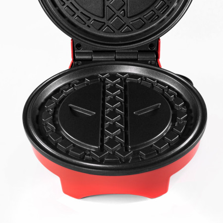 Marvel Deadpool Face Waffle Maker