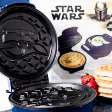 Star Wars The Mandalorian The Child Waffle Maker